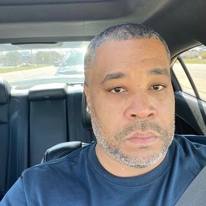 Meet your Posher, Julian